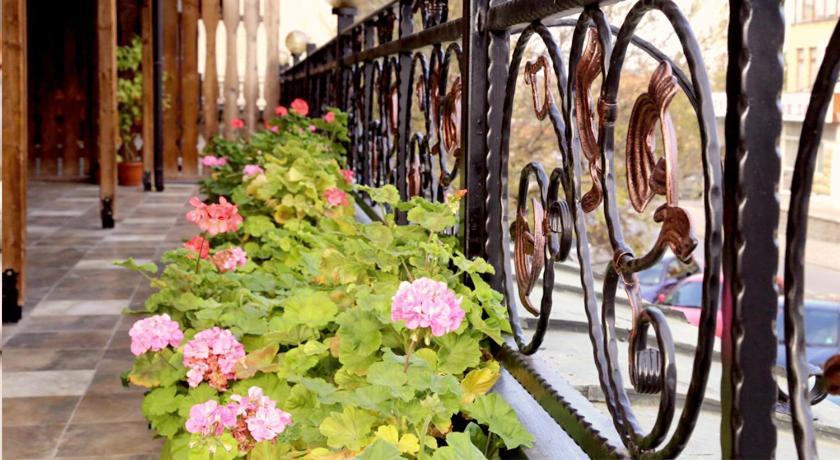 Хотел Диана Елхово Elhovo  Ngoại thất bức ảnh